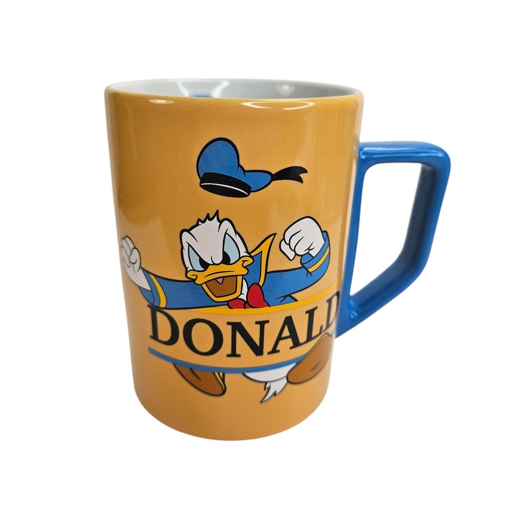 Disney Walt Disney World Yellow Mug Angry Donald Duck Stoneware 14 oz Collectibl